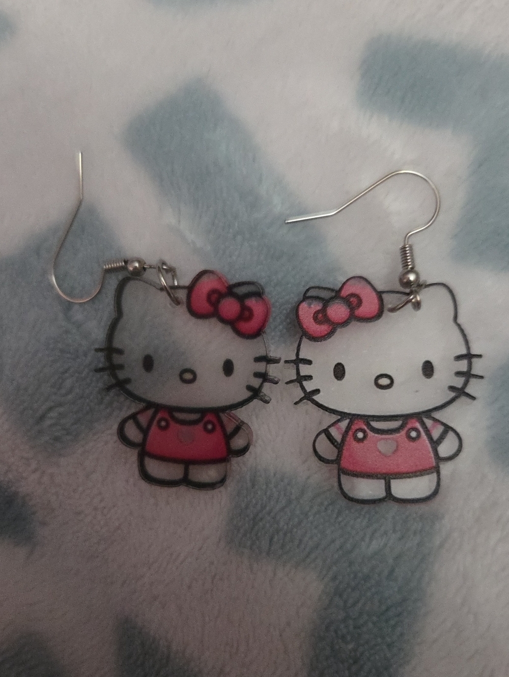 Hello Kitty Pink Acrylic Character Earrings NWOT